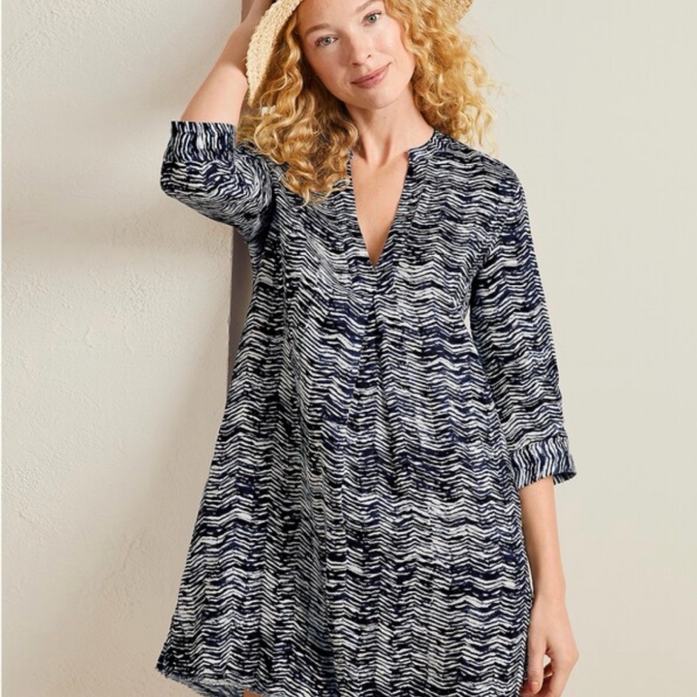 Garnet Hill Women's Navy & White Patterned Swim Cover-Up